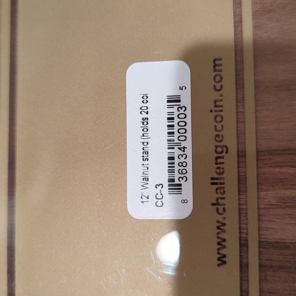 New. Coin Display - Picture 3 of 3